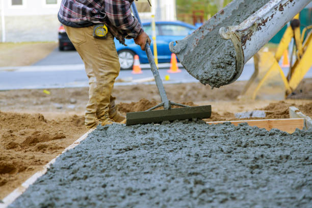 Best Concrete Flooring Contractor  in North Les, AK